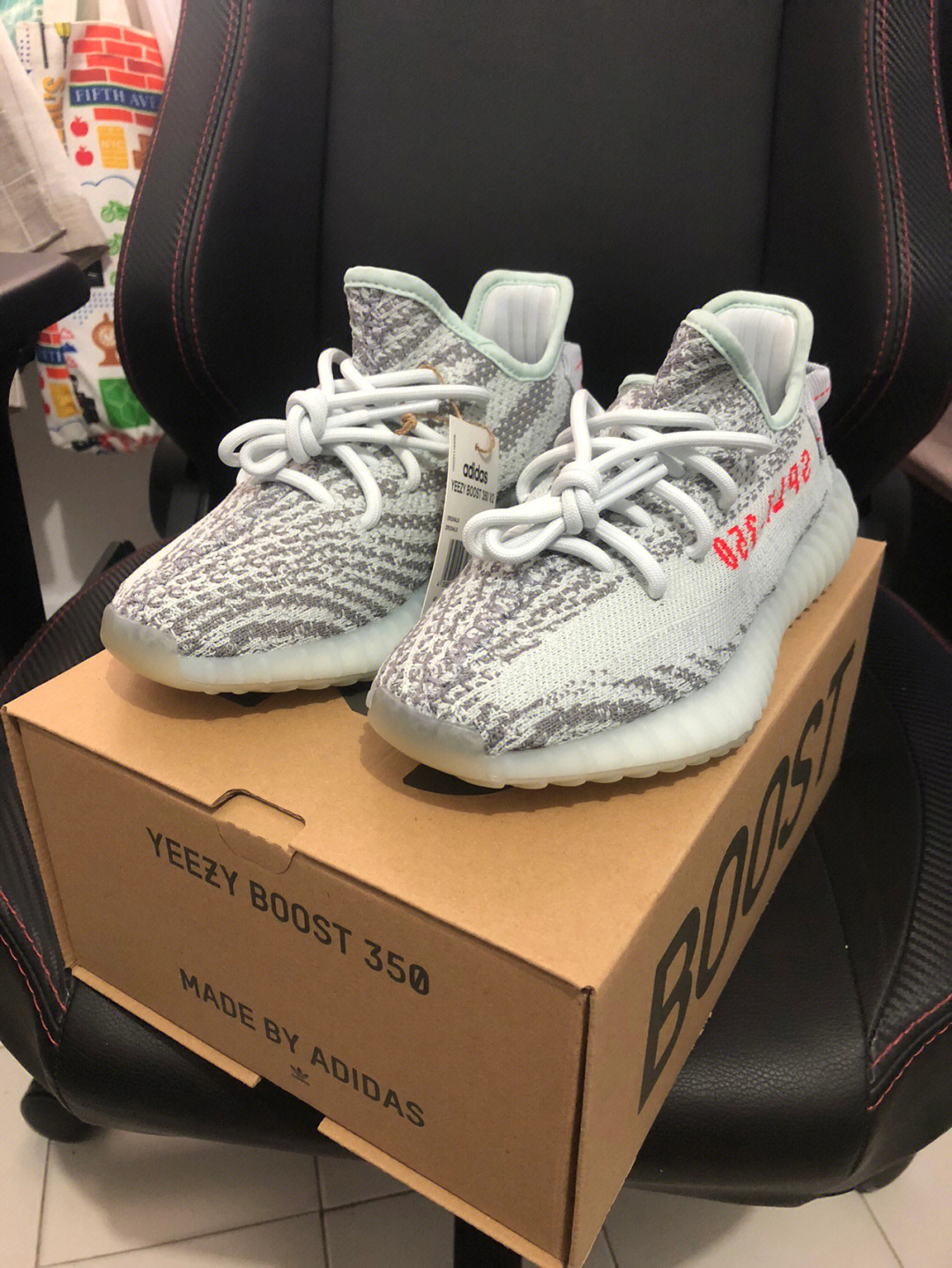 yeezyboost350v2bluetint