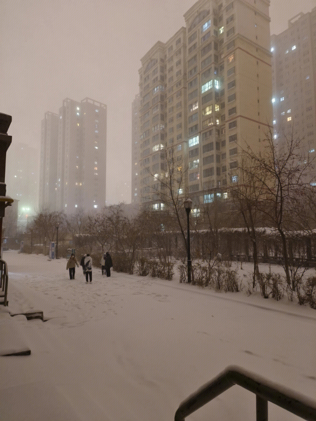 乌鲁木齐雪景高清图片图片