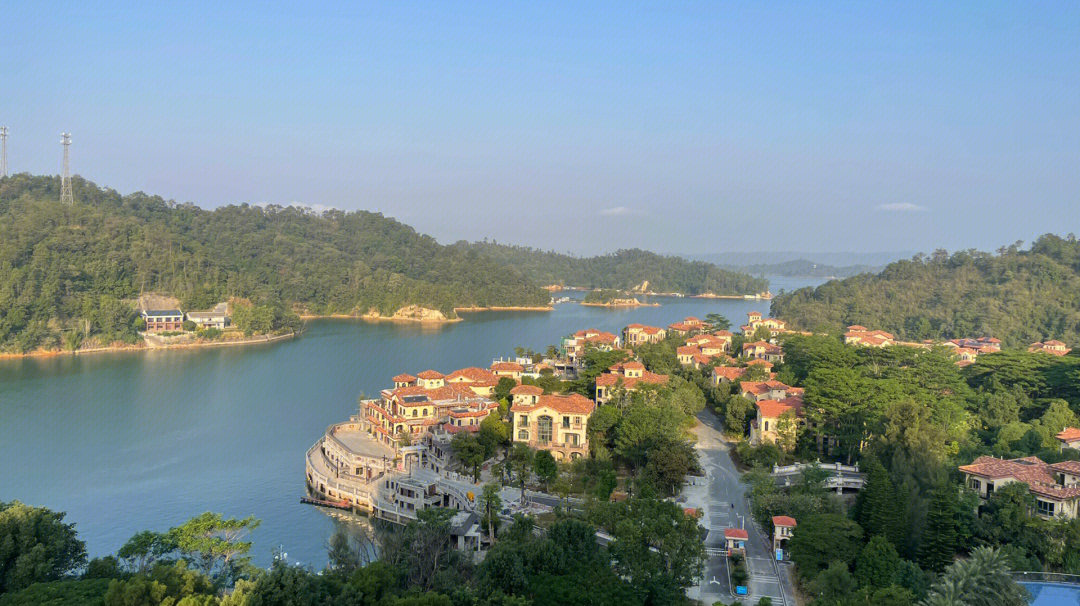 再好好吃个早餐这次来河源住在万绿湖景区内美思威尔顿酒店,酒店年头