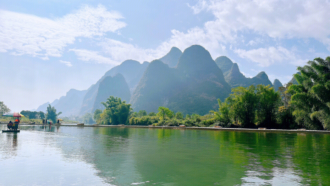桂林阳朔旅游之遇龙河竹筏漂流