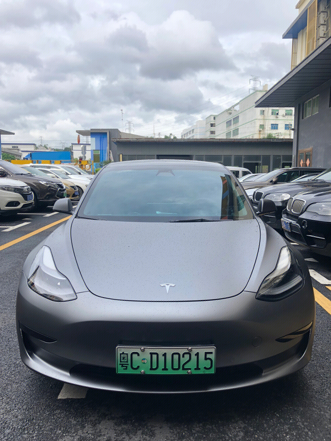 特斯拉model3