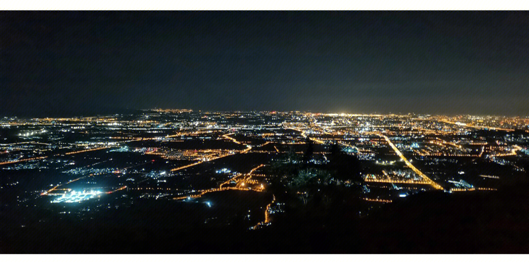 北京山顶看夜景开车图片