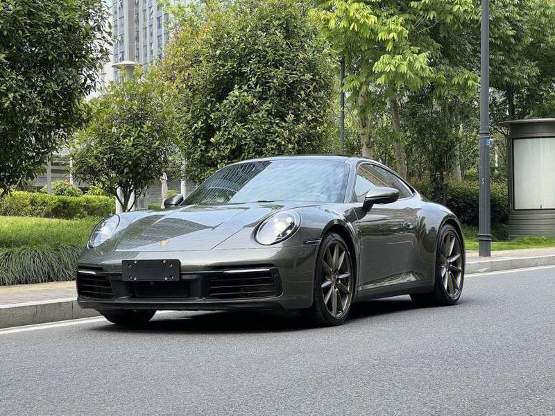 保时捷911carrera460沙金石绿73转手了