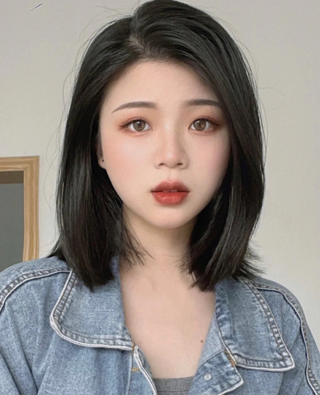2019流行减龄发型圆脸图片