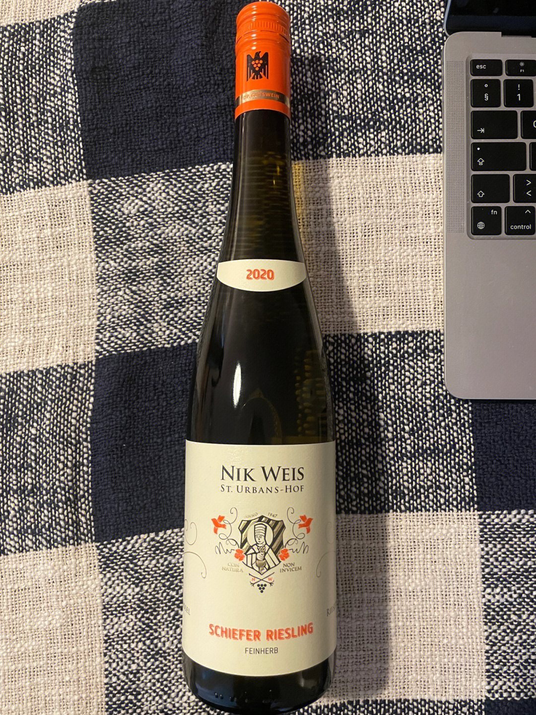 riesling白葡萄酒2014图片