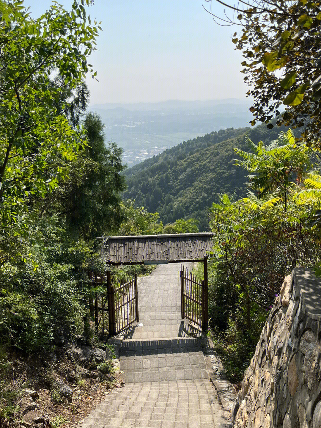 圣泉山滑道图片