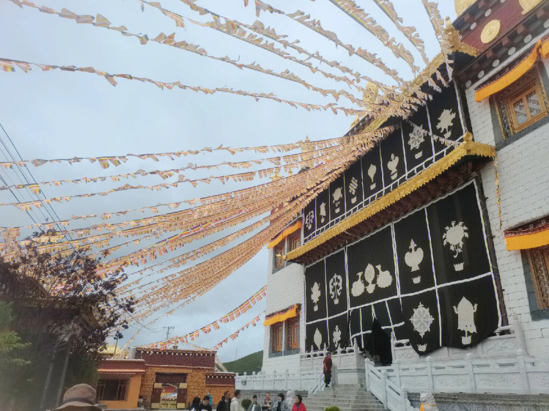 噶丹松赞林寺长寿图图片