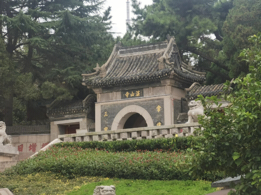 青岛湛山寺假和尚图片