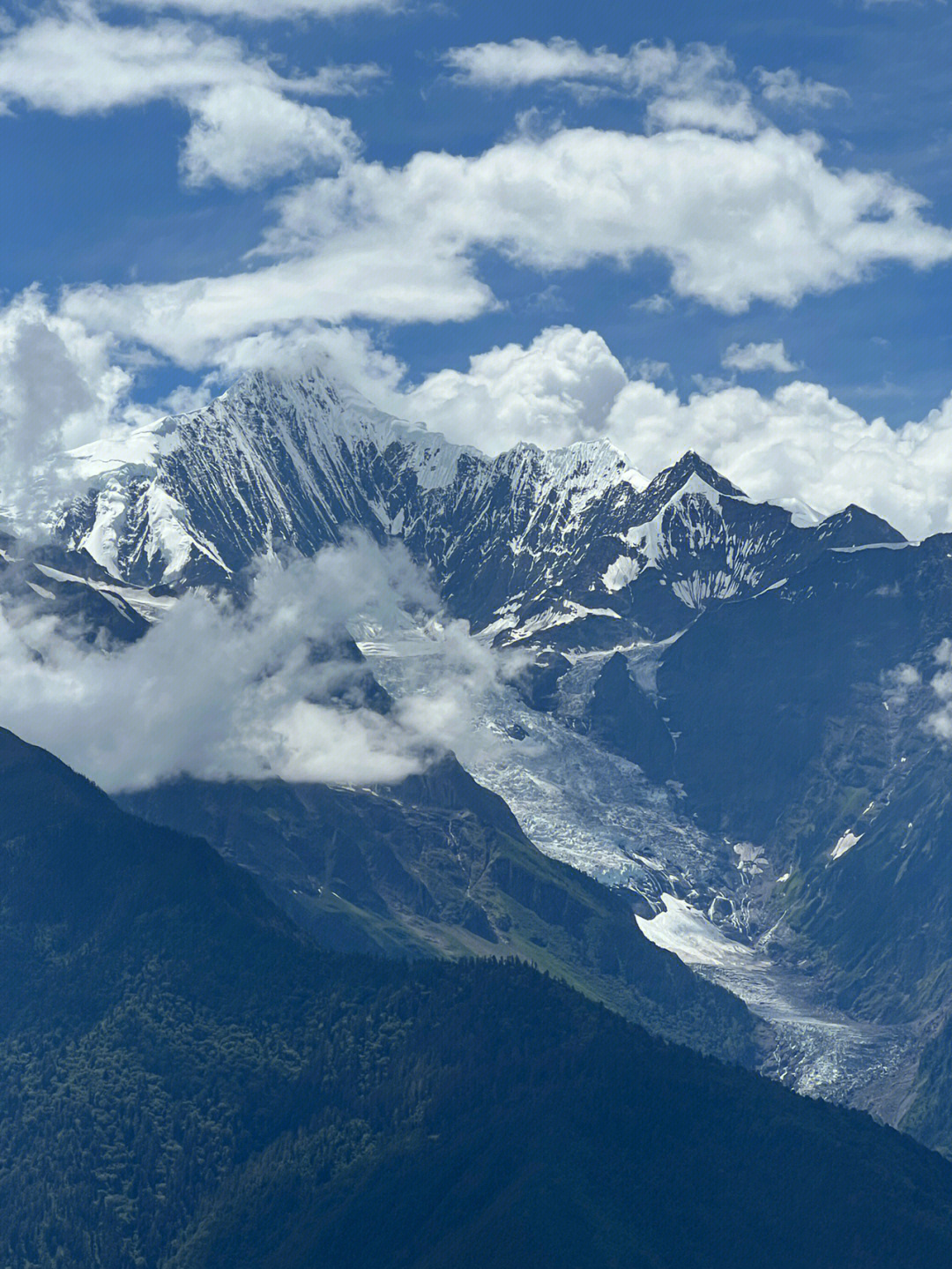 梅里雪山