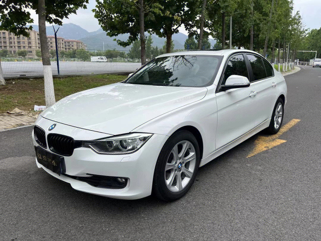 宝马320i