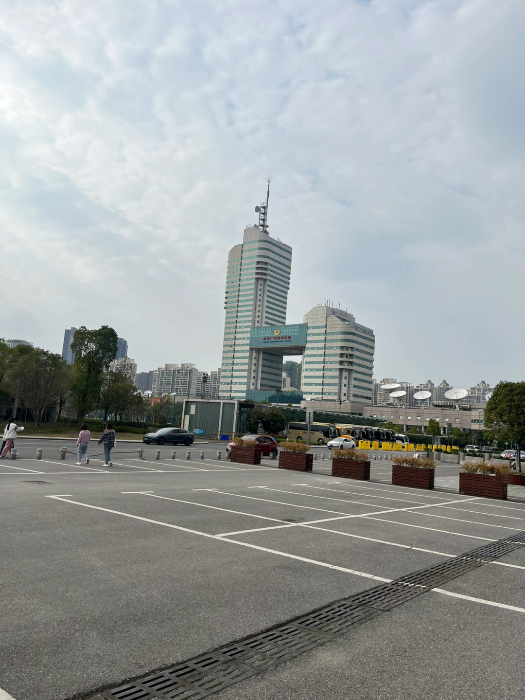 湖南广电大楼地铁图片