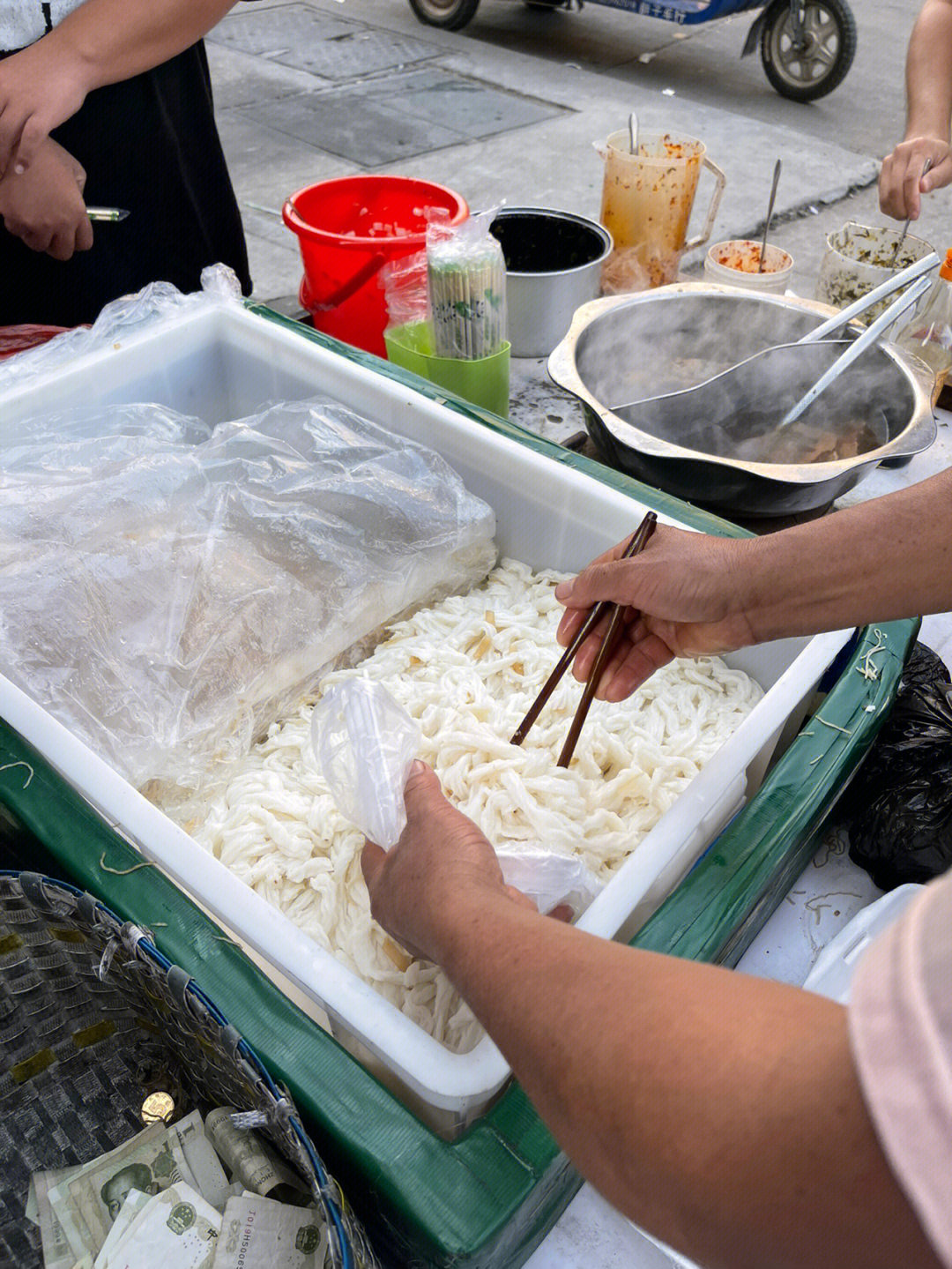 江门泡沫箱肠粉供应商图片