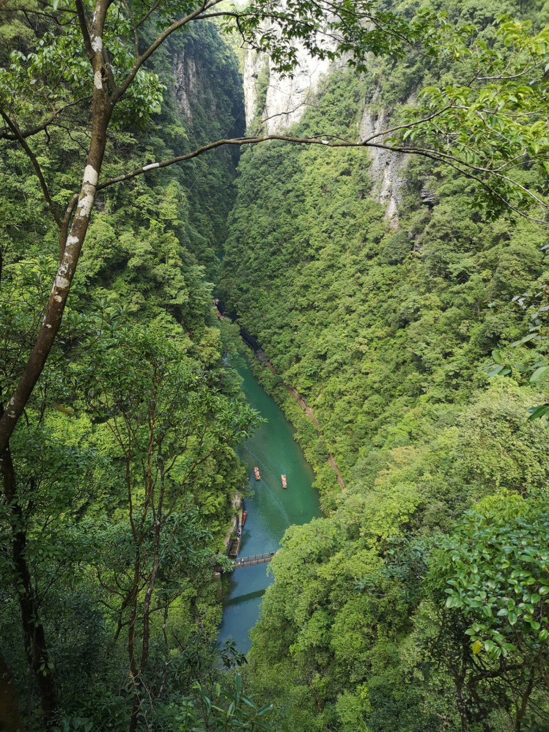 恩施平山湖大峡谷事情图片