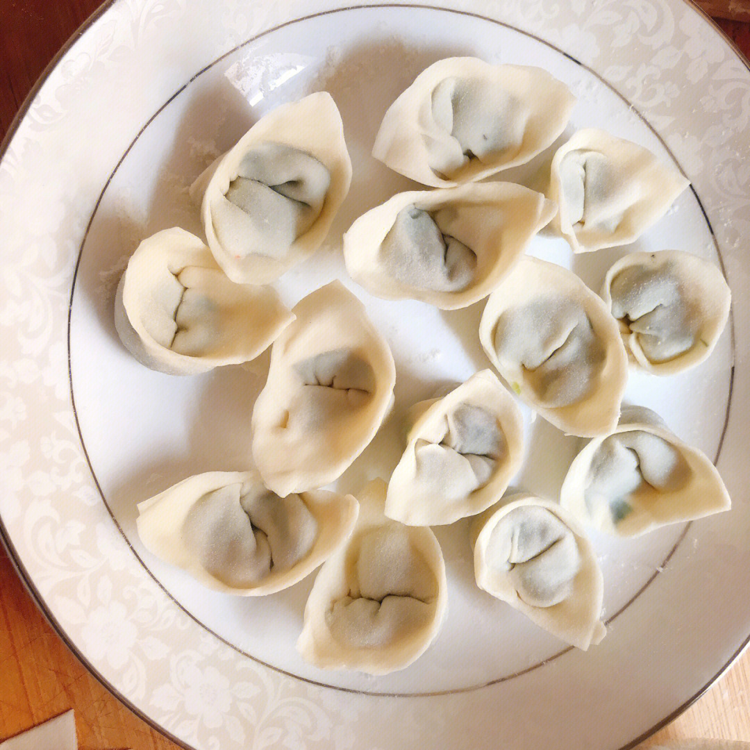 宝宝辅食虾仁小馄饨