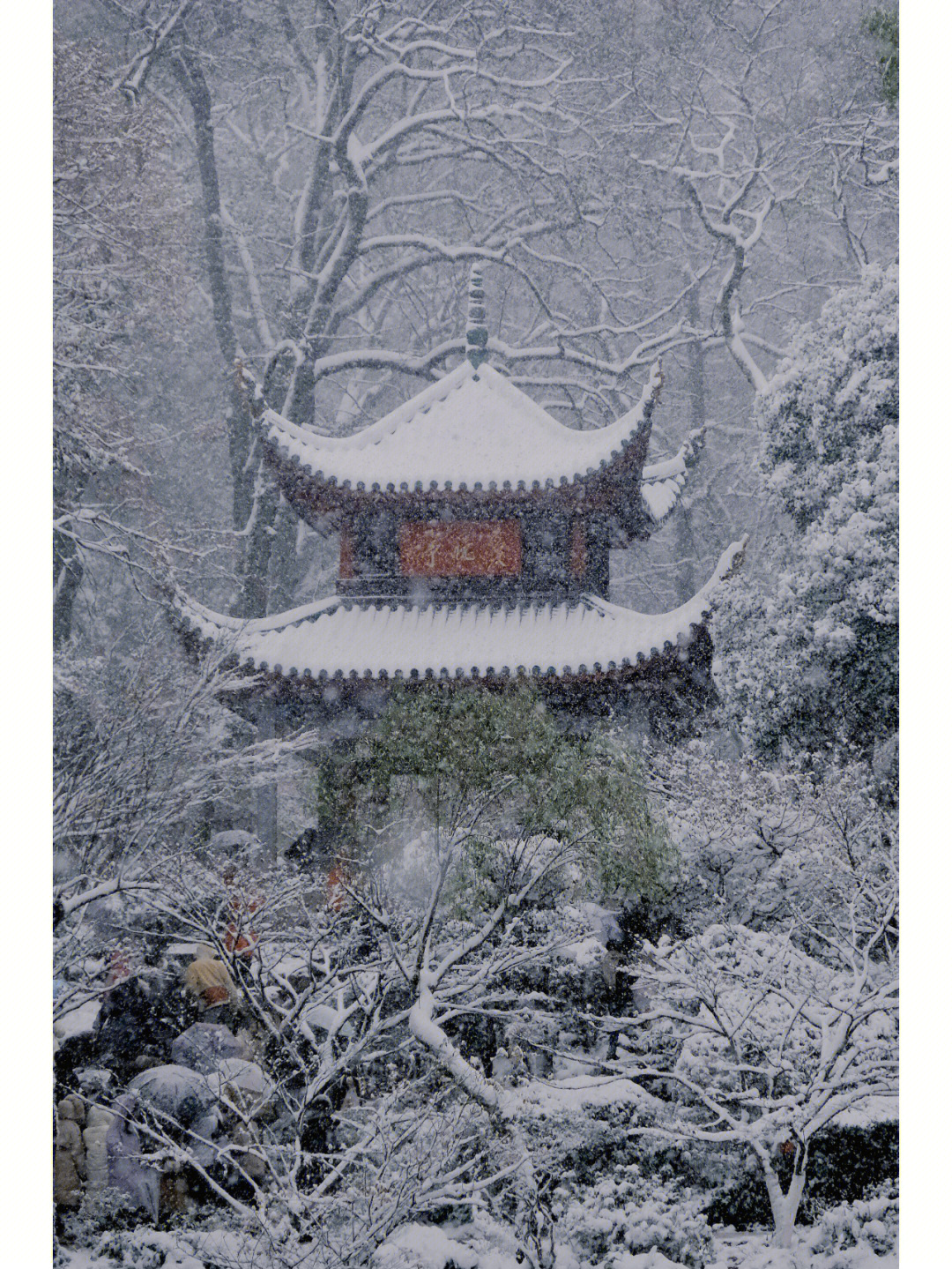 岳麓山雪景文案图片