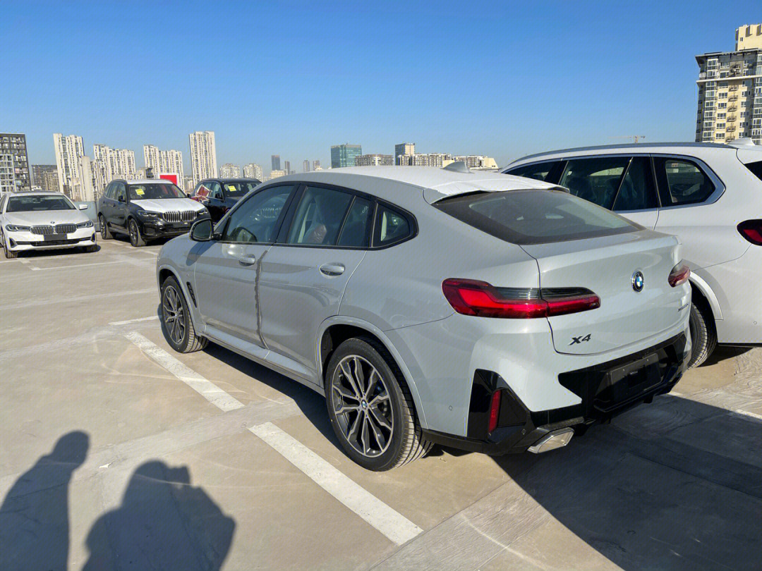 2022款bmwx4