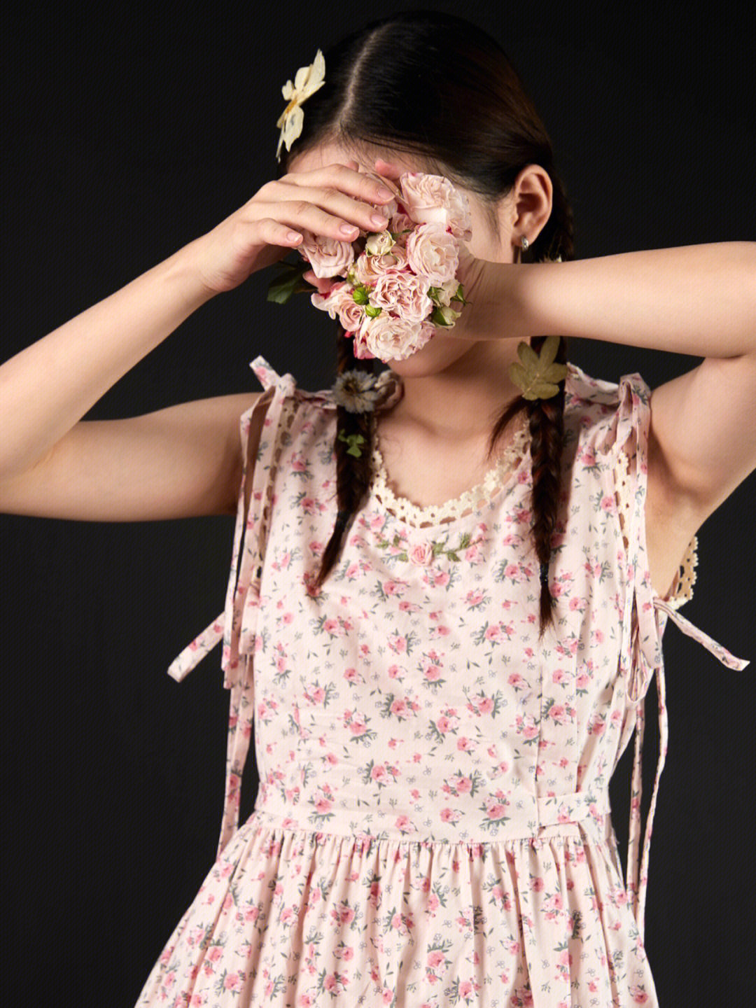 淑女屋让衣裙长满鲜花在爱中歌舞人生