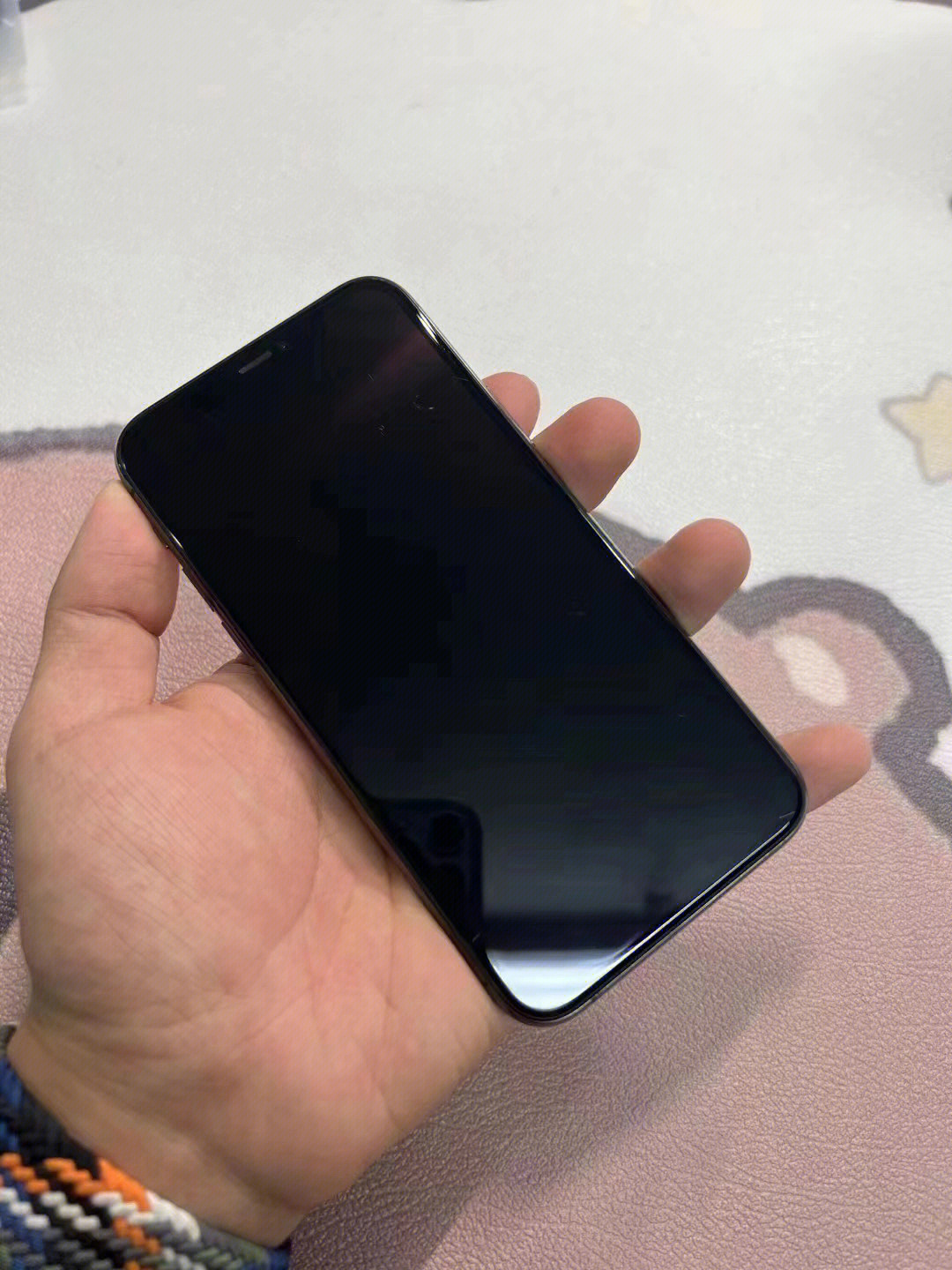 iphone11pro黑色实拍图片