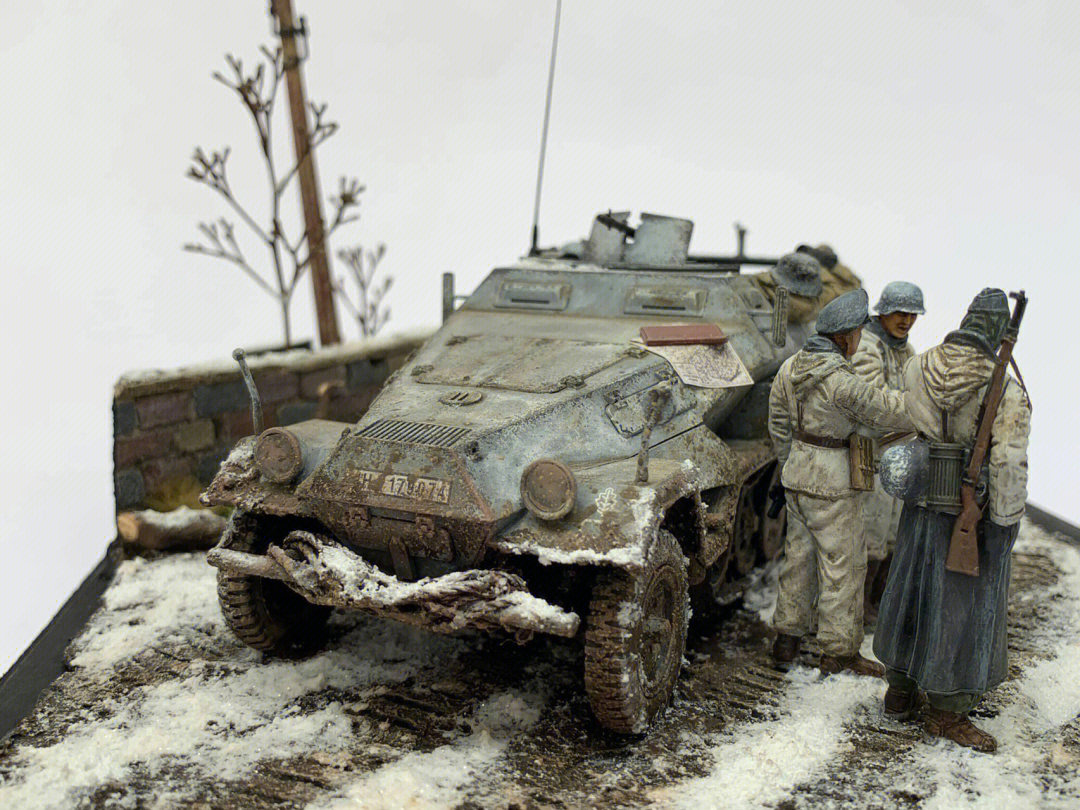 二战苏联半履带车图片