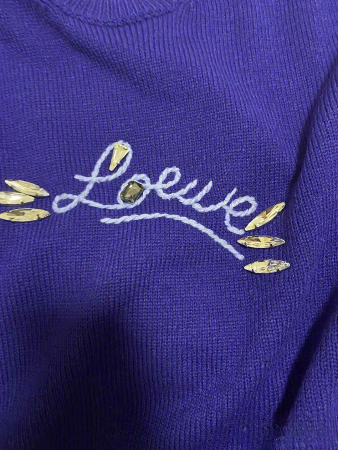 loewe卫衣真假对比图片