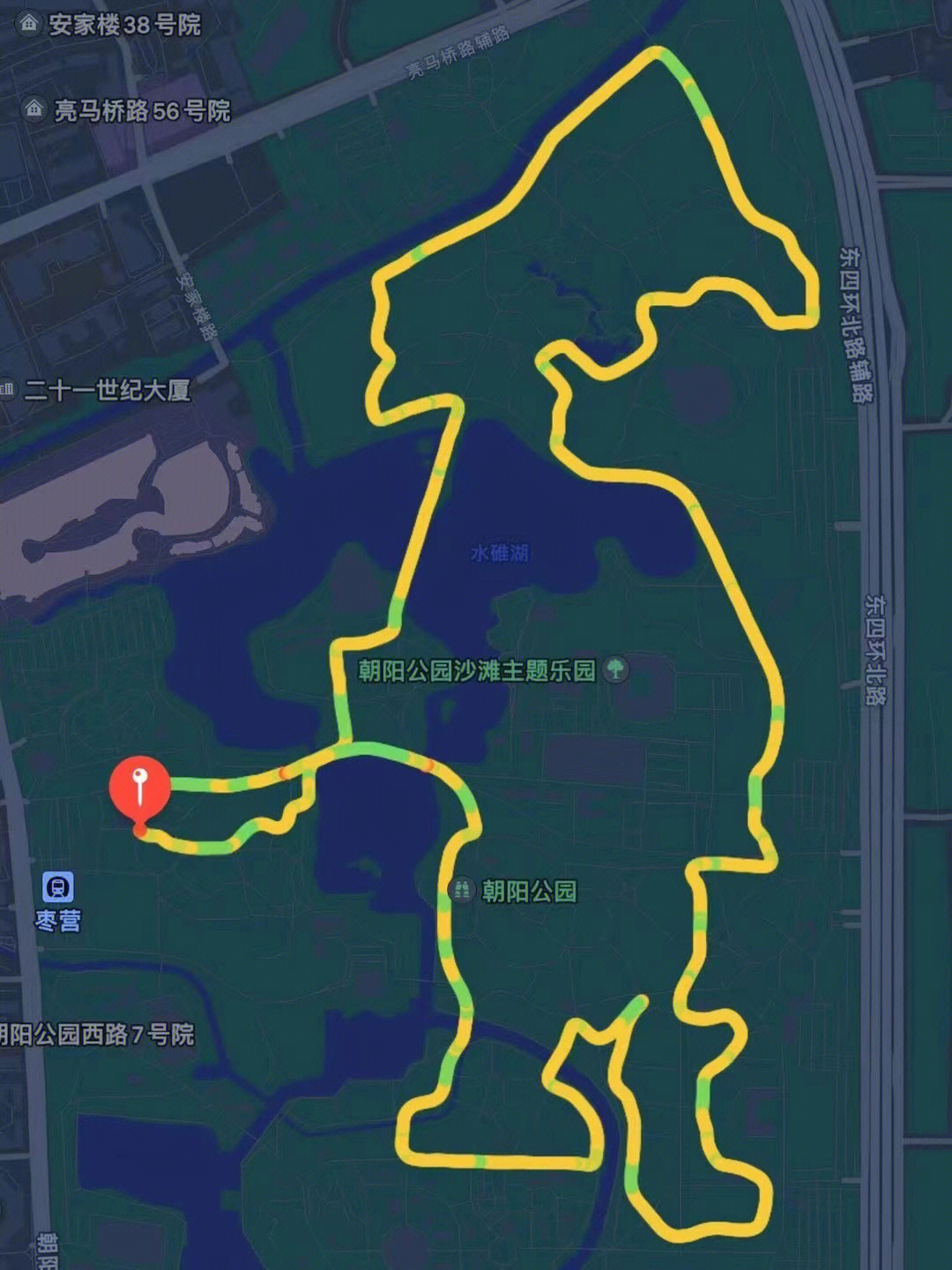 朝阳公园冬跑各种小怪兽形状