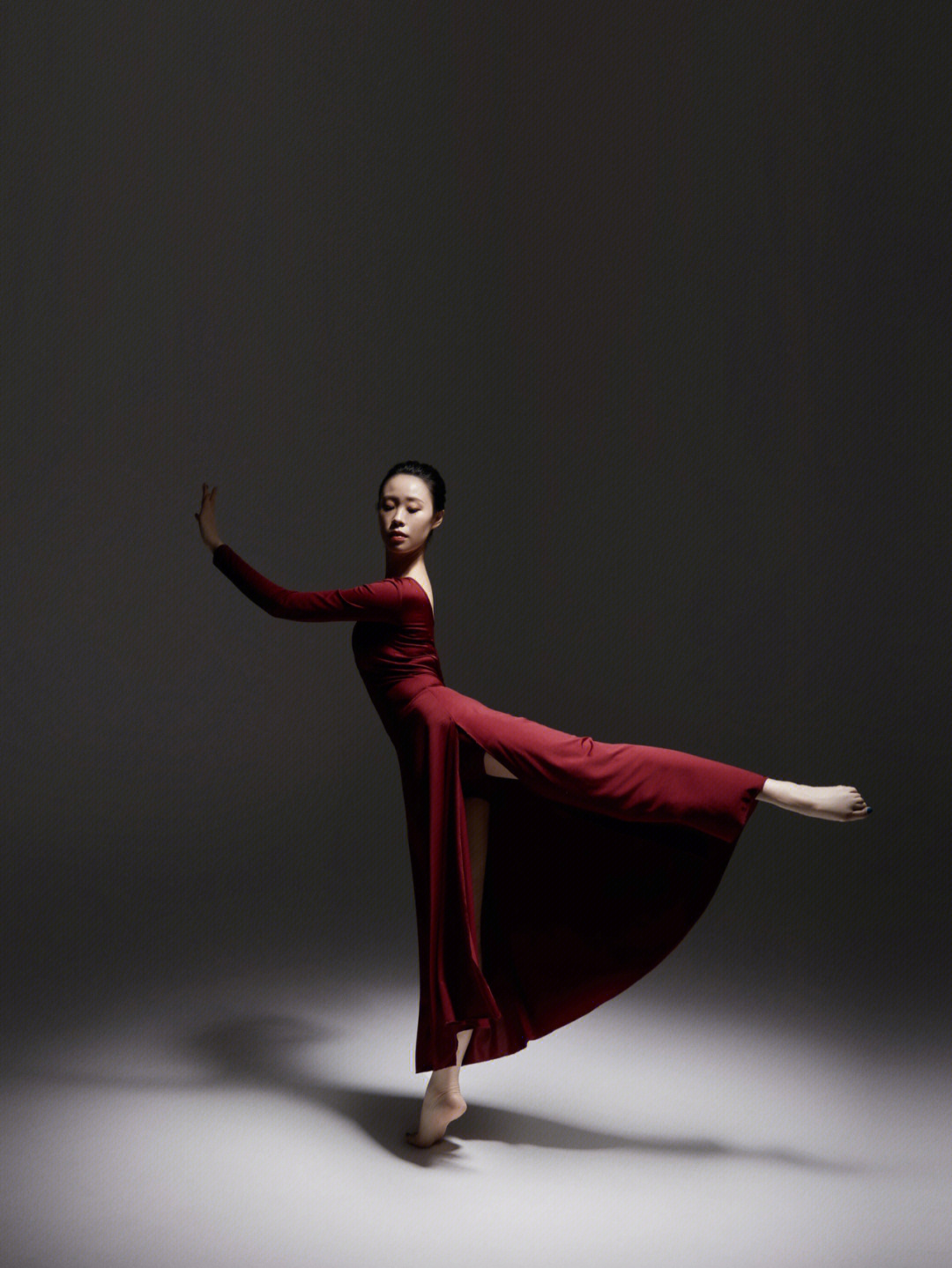 当芭蕾遇上中国红