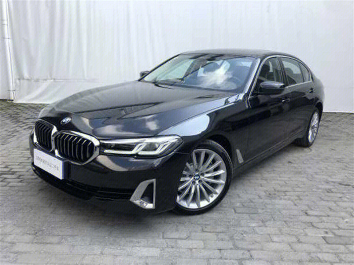 bmw宝马530li行政豪华套装碳黑摩卡