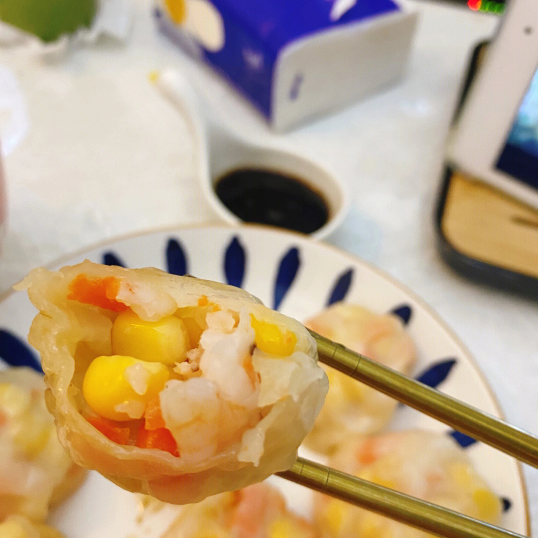 玉米虾仁饺子馅图片