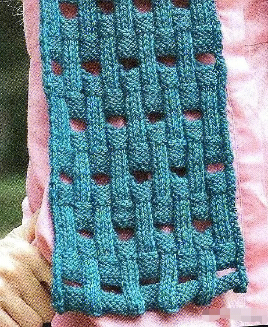 围巾中间留洞的织法图片
