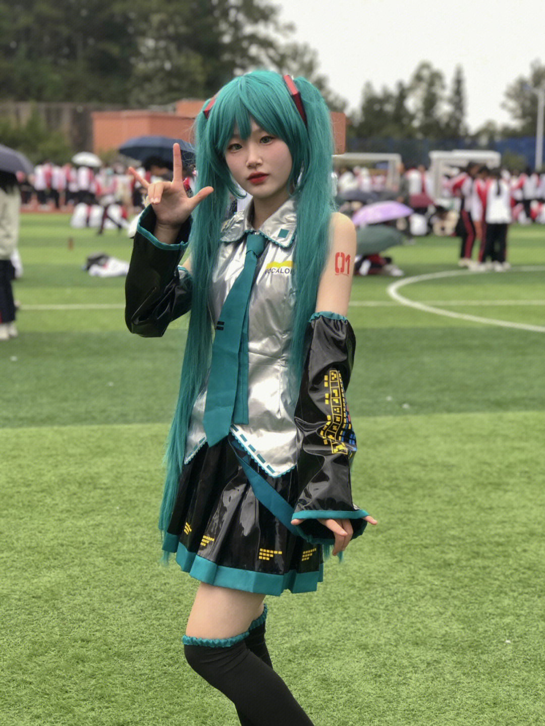 初音未来绿色系梦幻图片