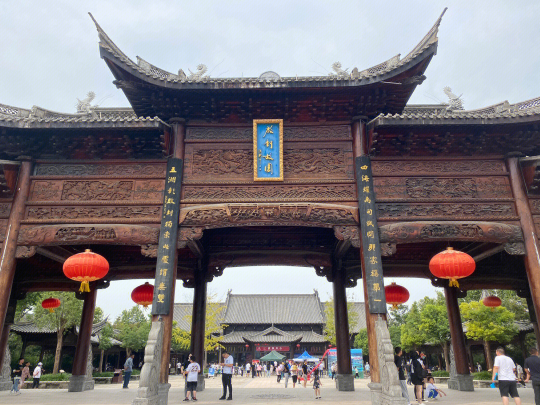 朱仙镇作为中国古代四大名镇,历史地位显耀,文