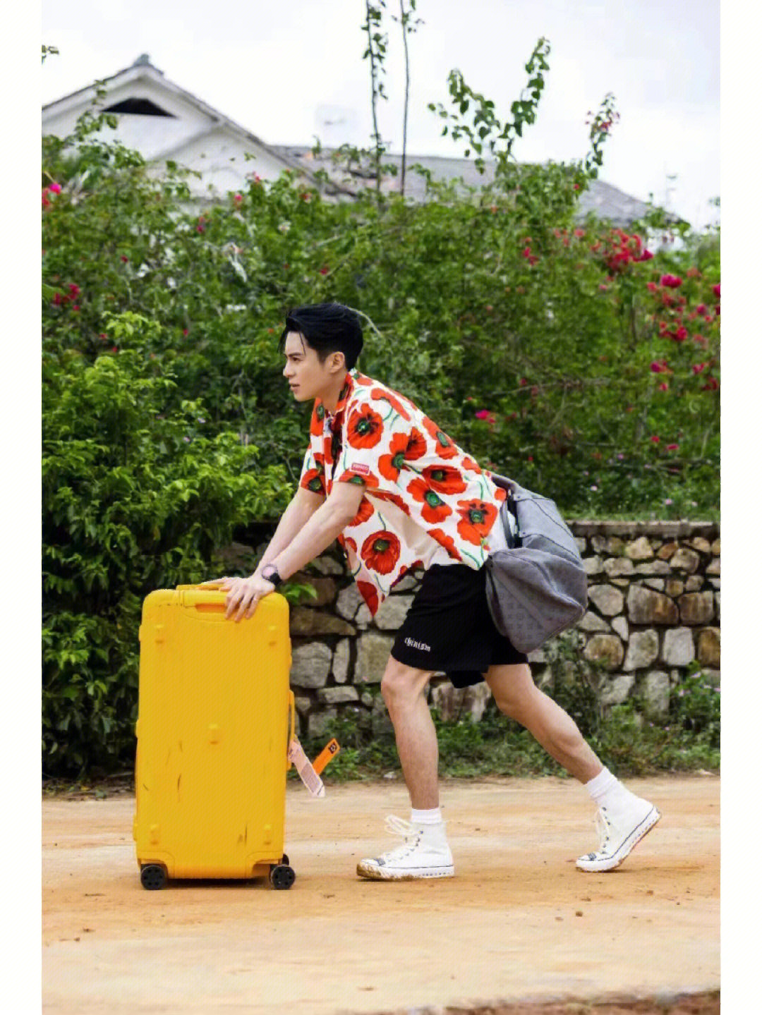 王鹤棣同款鞋