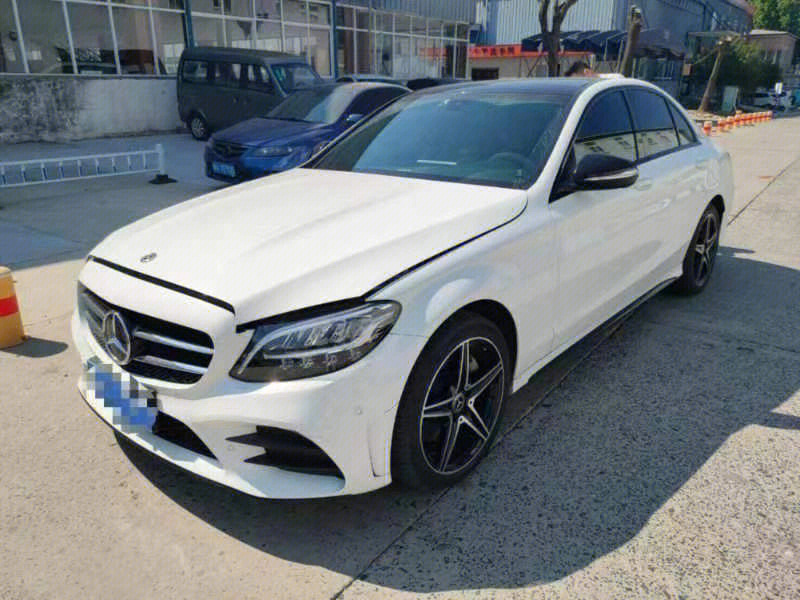 奔驰c 2019款 奔驰c级 c 260 运动版 4matic【上牌时间】2019年05月