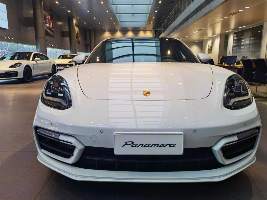 panamera4s现车图片