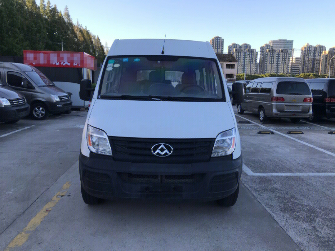 上汽大通v80柴油25t