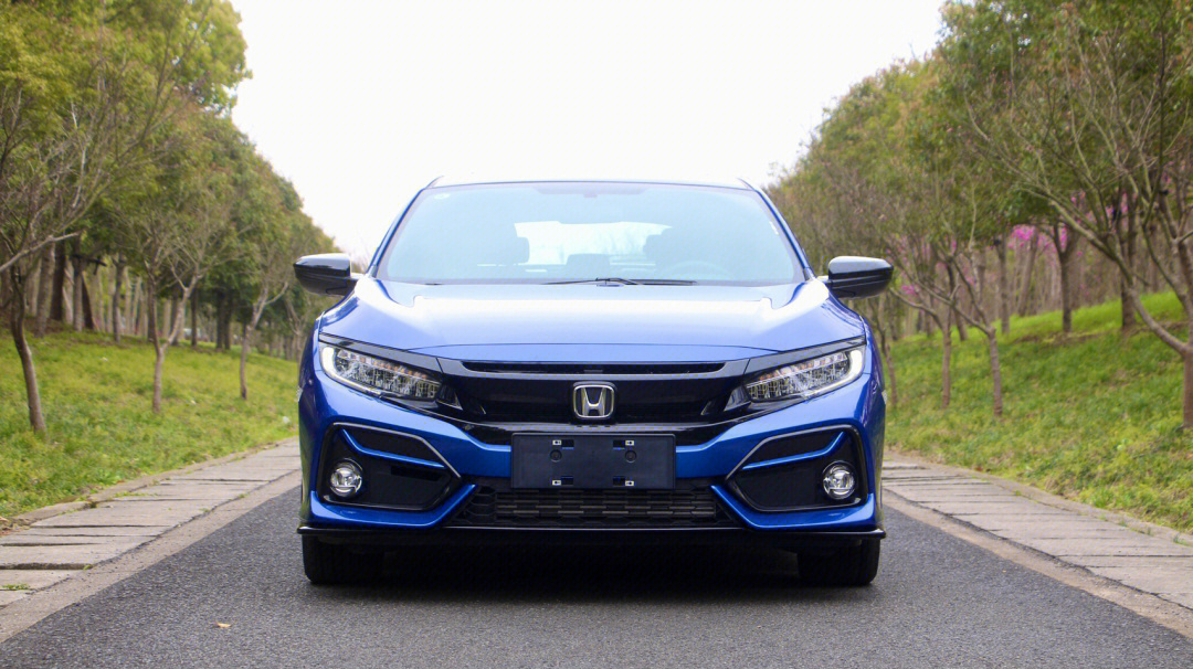 丰田civic220图片