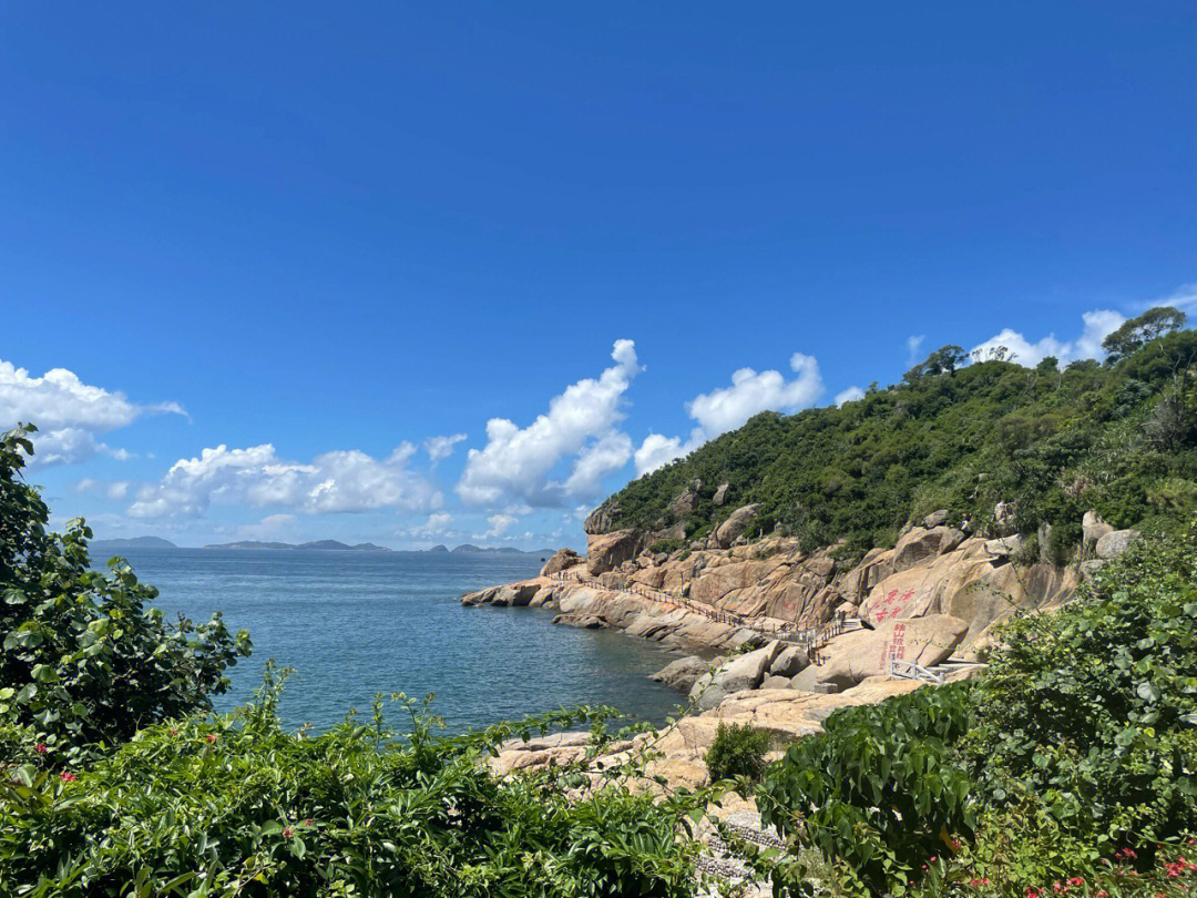 我觉得有点麻烦)香洲港～坐轮船08到达桂山岛,全程50分钟