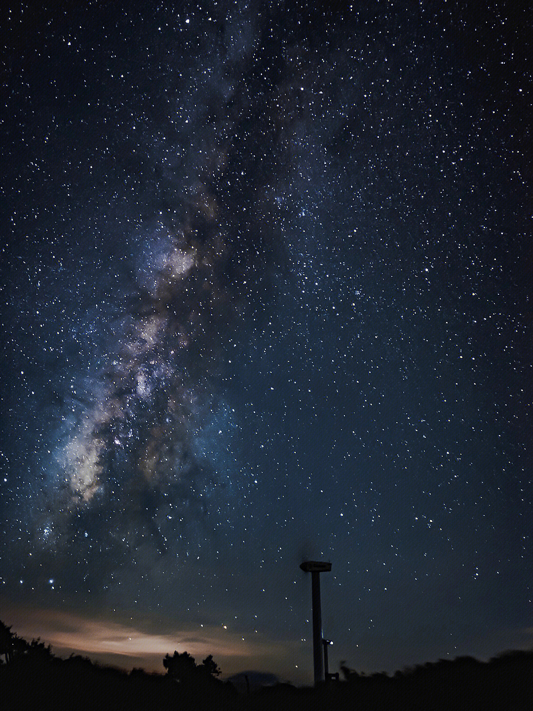 浩瀚的星空银河无比的震撼 第一次拍星空就遇到好天气还有流星 那种大