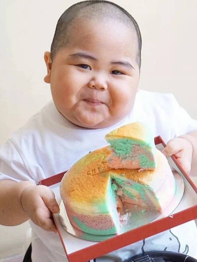 印尼小胖子打蛋长大了图片