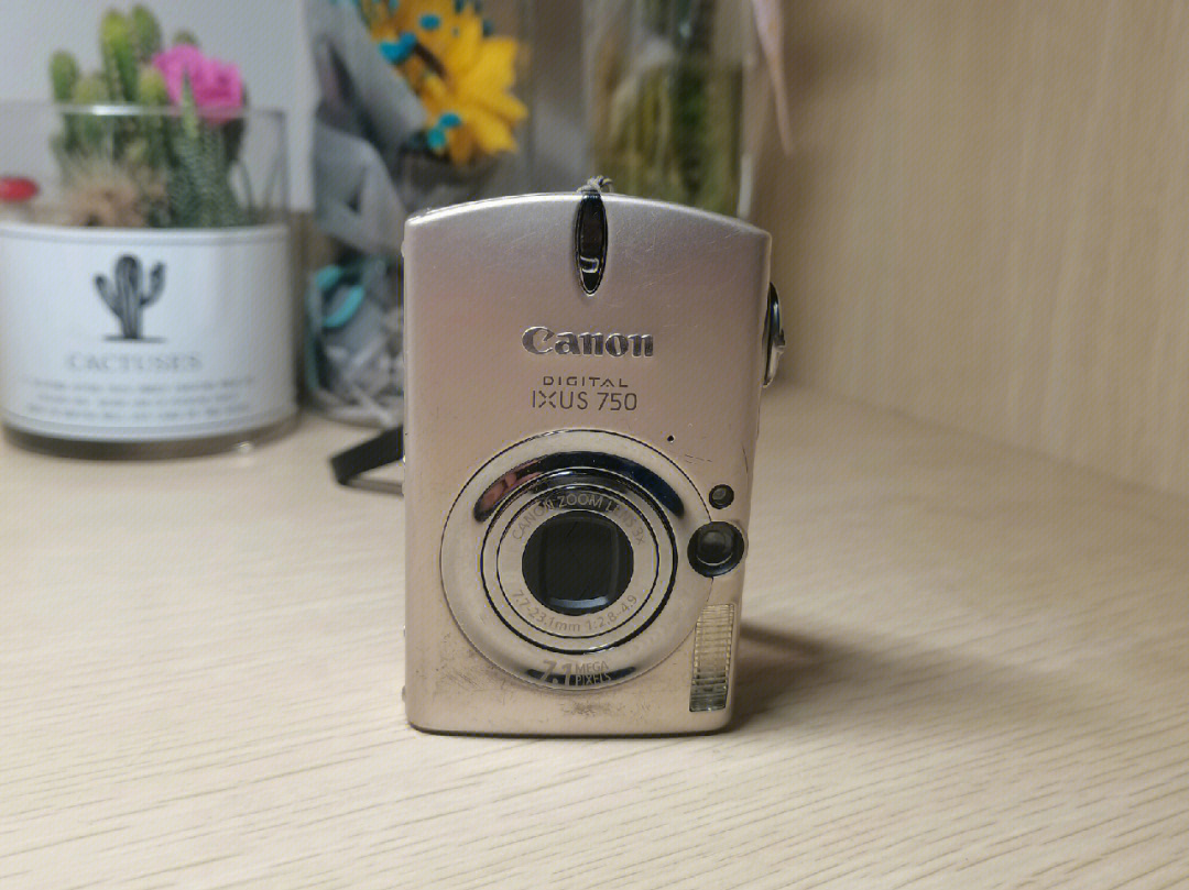已出佳能ixus750is老数码相机ccd