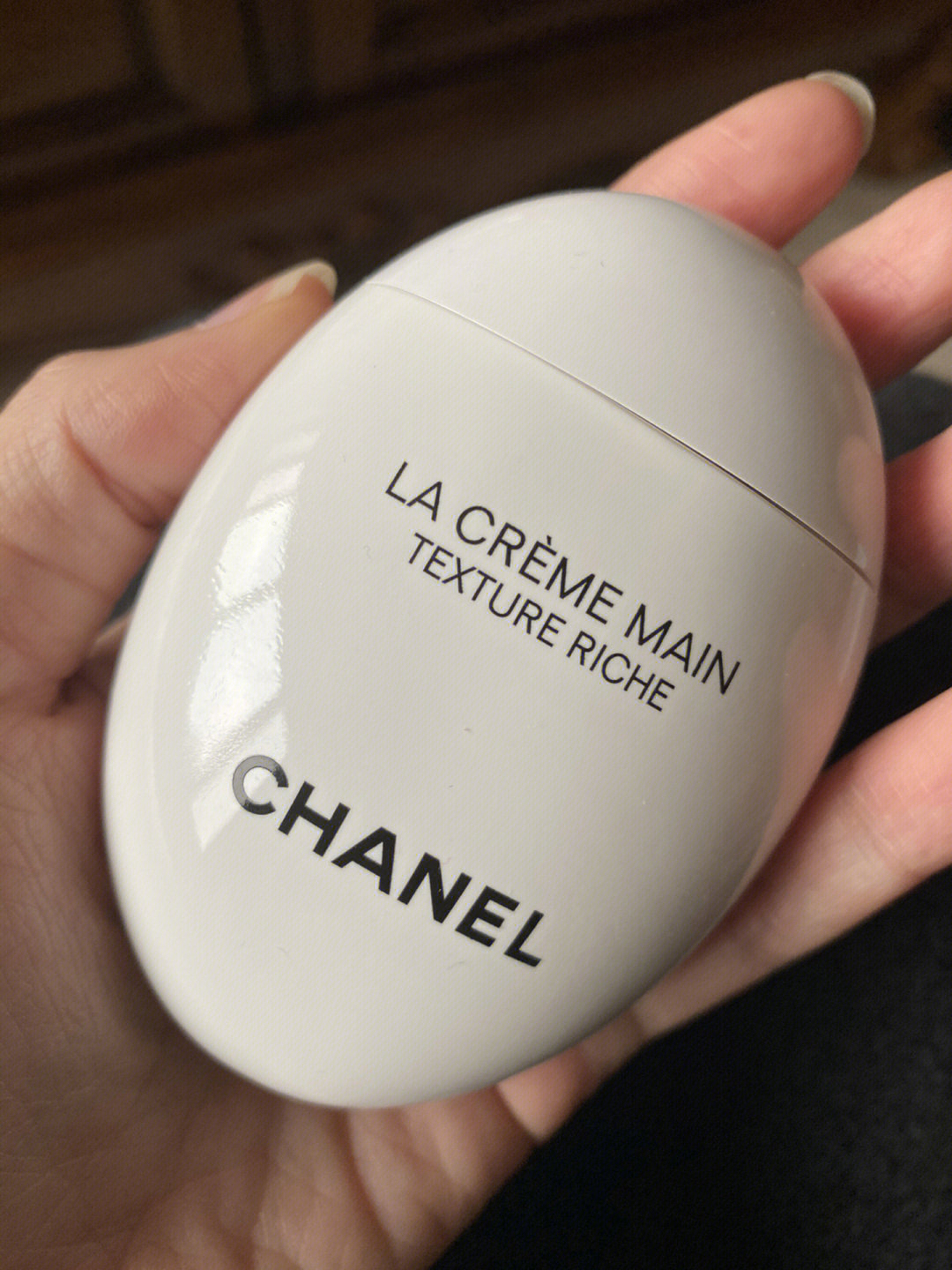 chanel护手霜外观真假图片