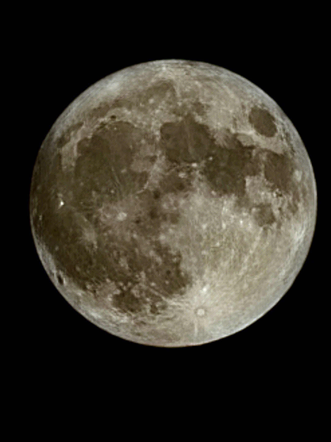 夜景拍摄月亮_三星拍摄月亮或造假_如何拍摄大月亮