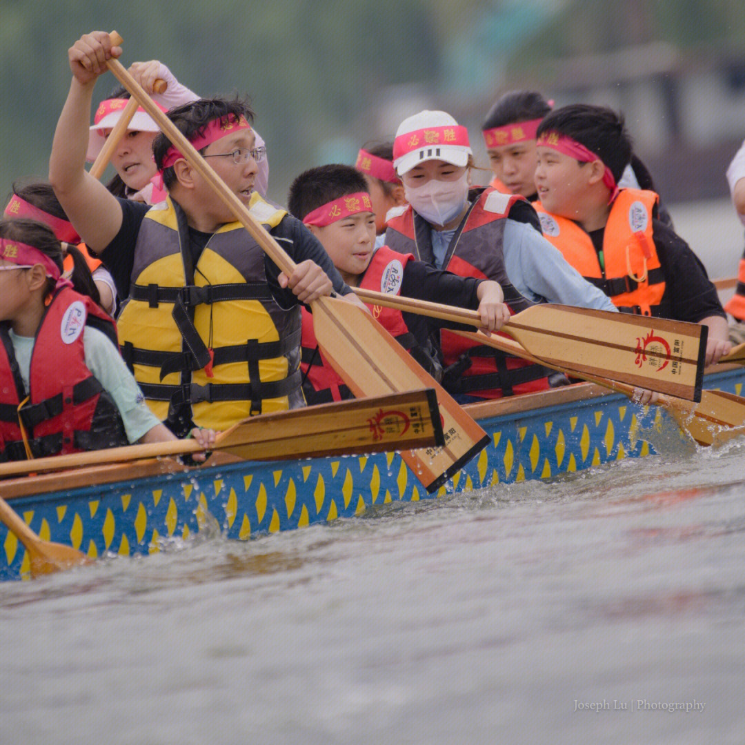 划龙舟也是中国传统文化希望能传承下去