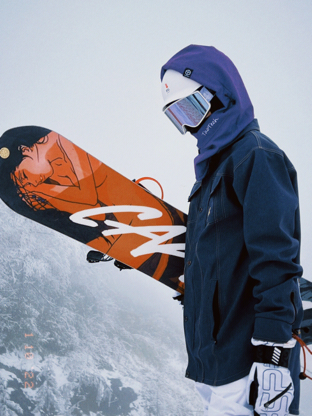 滑雪单板男生拍照姿势