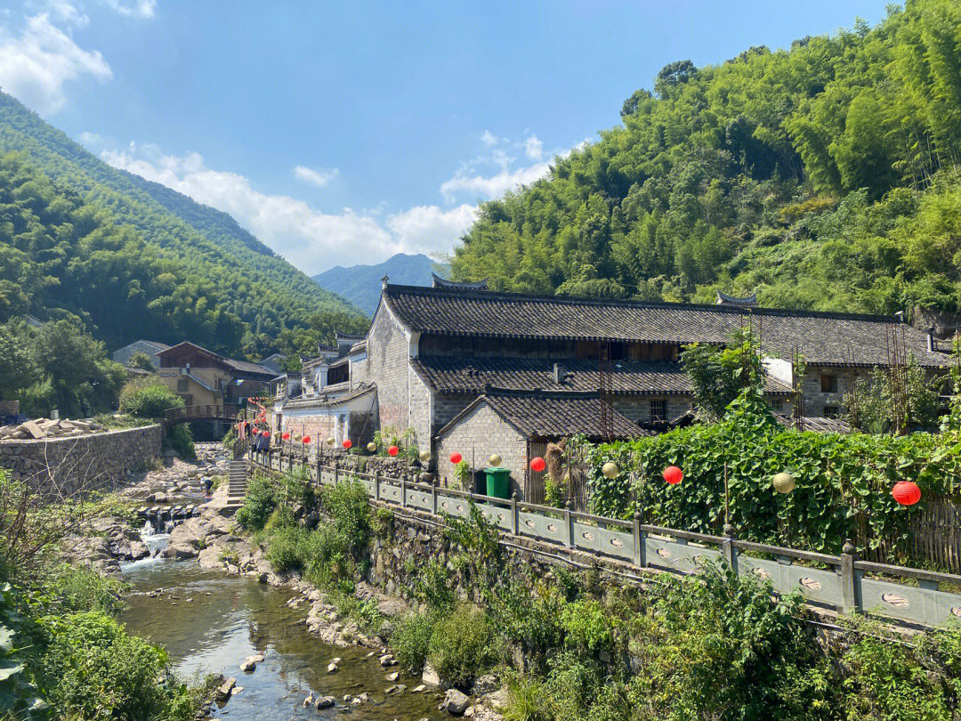 奉化栖霞村图片