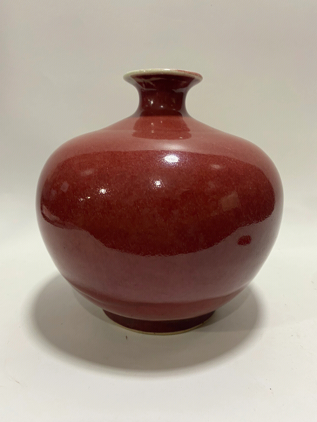 祭红釉瓷器特征图片