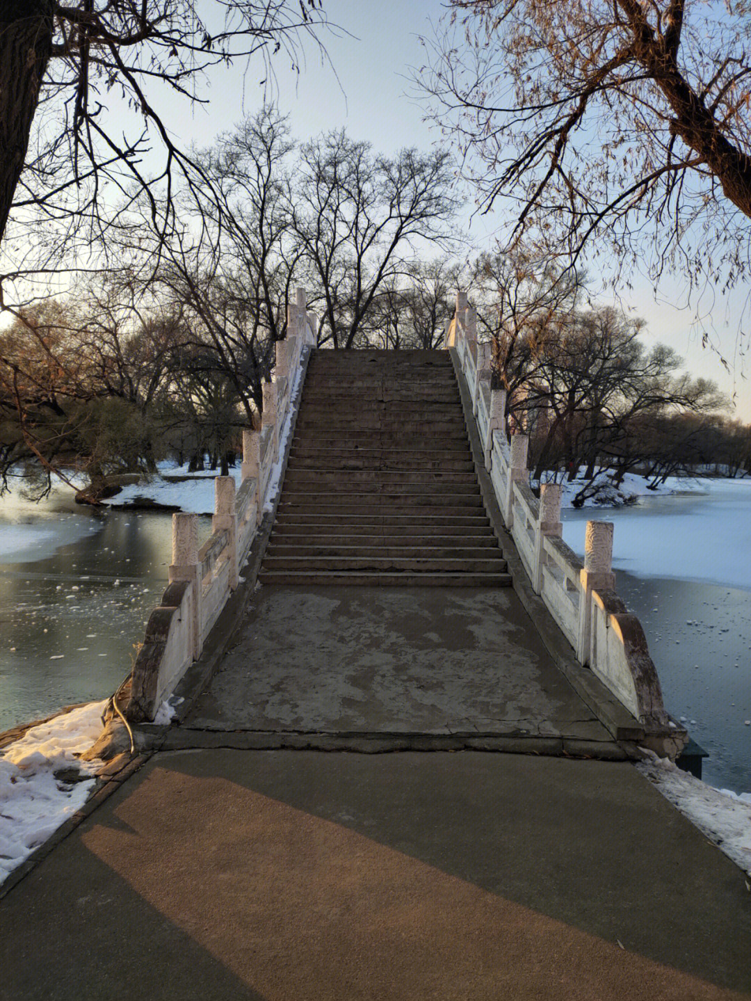 龙沙公园雪景图片