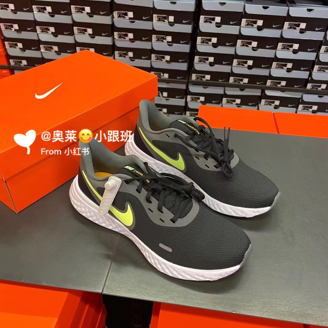 nikerevolution5测评图片