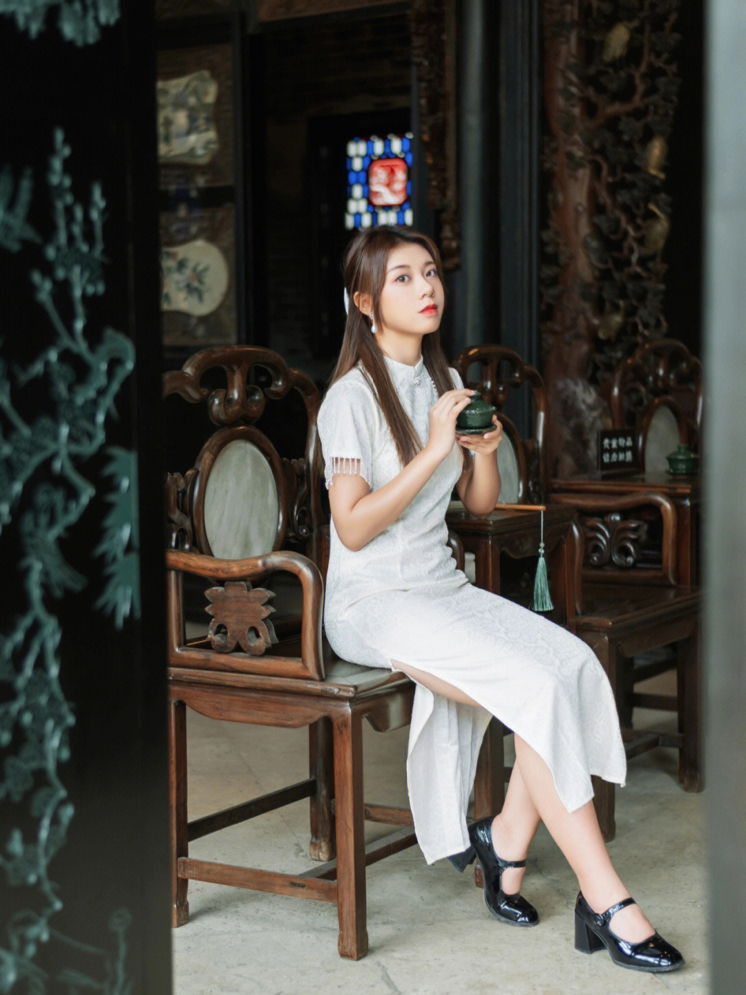温婉含蓄的广州园林旗袍写真广州约拍