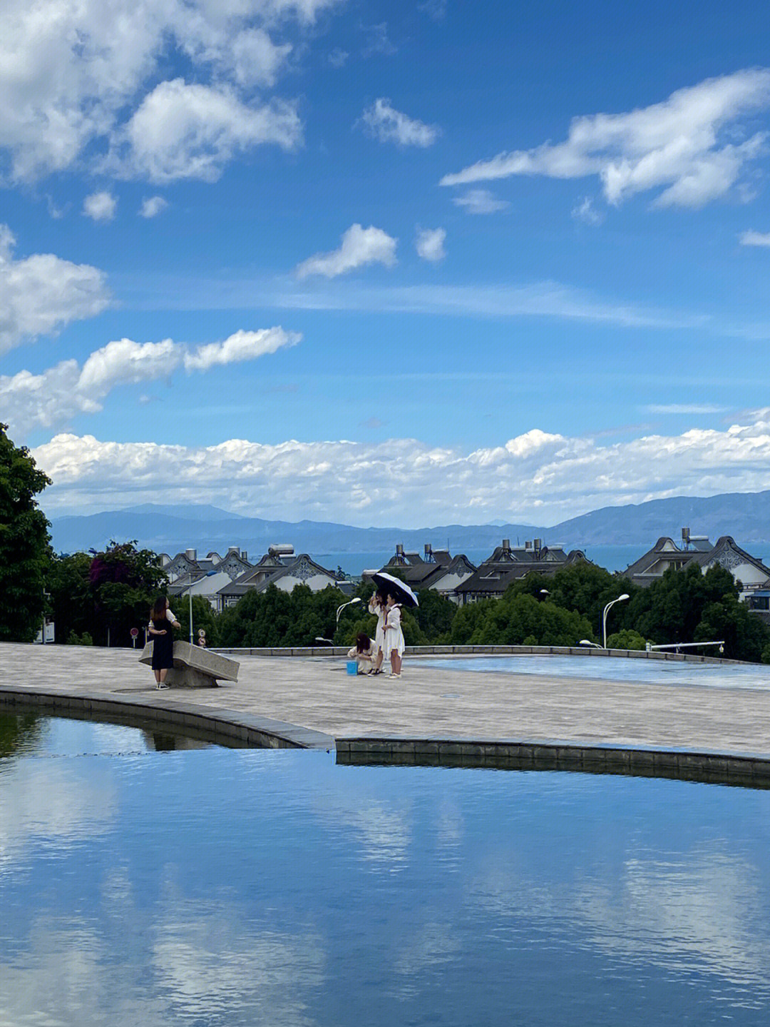 大理大学春夏秋冬图片